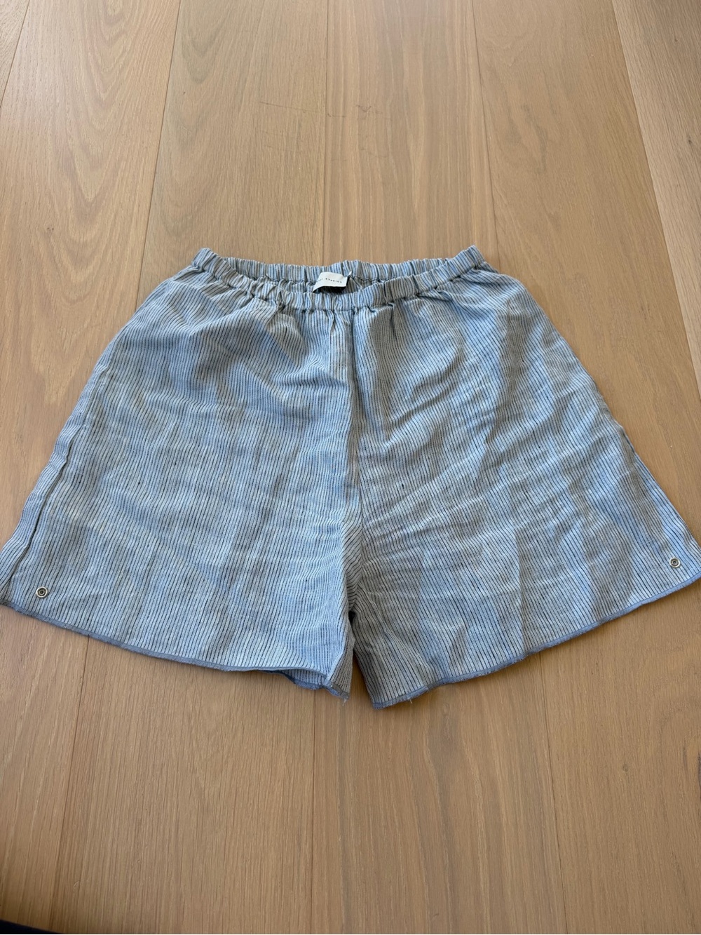 Deiji studios button shorts